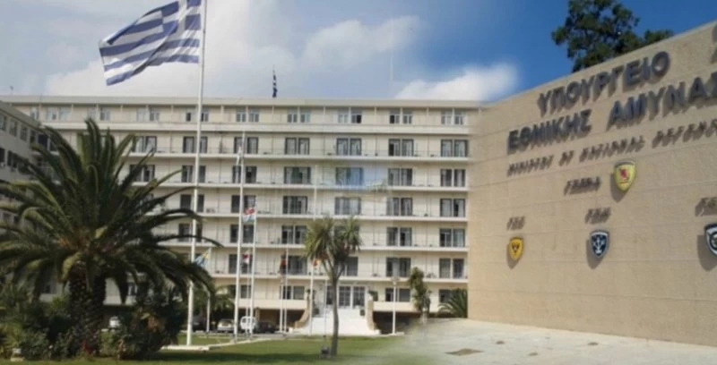Παρατάθηκε έως τις 31 Οκτωβρίου η θητεία των μελών των υπηρεσιακών συμβουλίων ΓΕΝ και ΓΕΑ